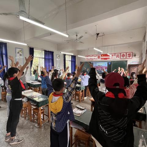 课堂常规展风采 习惯养成促成长