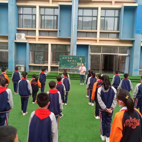 【添景苑学校•安全动态】认识法律和保护自己——潼关县添景苑学校法律知识讲座