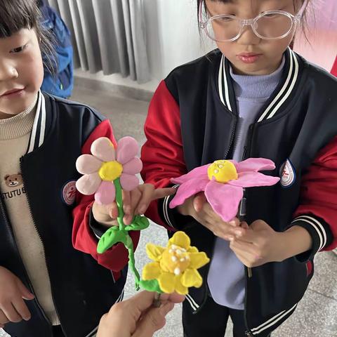 精彩创意无限 ，魅力美术社团崇皇井王小学课后服务——美术社团