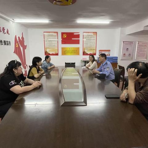 长安路街道总工会指导各社区开展“安全生产”隐患排查工作