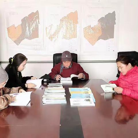 额日和图嘎查妇联开展“巾帼共沐书香”主题阅读活动