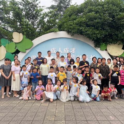 “初探小学，稳步起航”——寿民幼儿园开展幼小衔接之走进小学活动