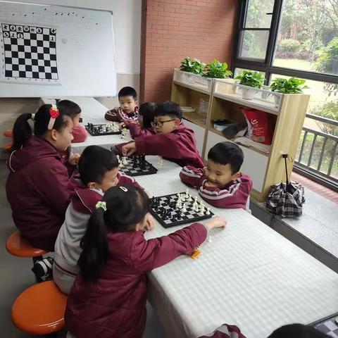 国际象棋班结课了