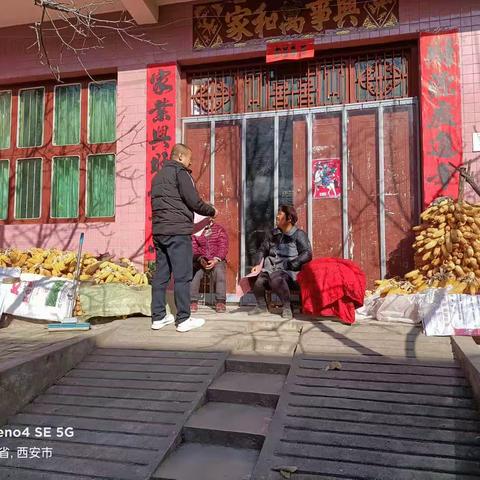 代表当“三员”    环境焕新颜--涝店街道人大代表接待日活动