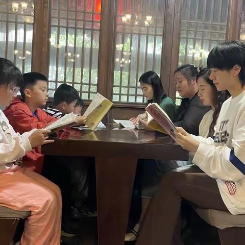 “以书润心，与智同行”颍上县实验小学三5向阳中队家庭联谊读书沙龙