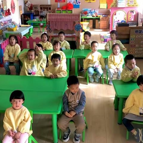 小三班今日活动（5.8）