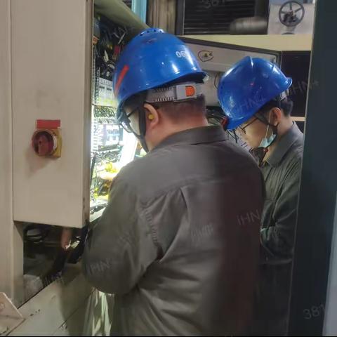 青年员工张宏扬的工作纪实：1A空压机干燥塔控制柜改造