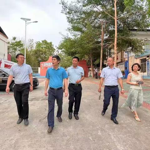 【七叉镇中心学校】何方长副县长到七叉镇中心学校调研