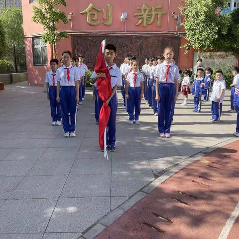 关爱学生幸福成长·协同育人篇｜丛台区沁河小学“世界无烟日”升旗仪式