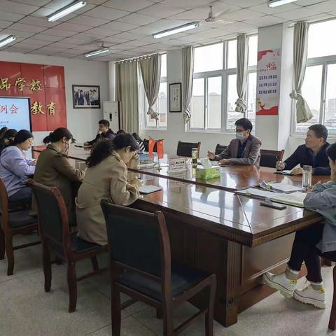 安不忘危 防患未然——杏花村小学开展地震避险紧急疏散演练活动