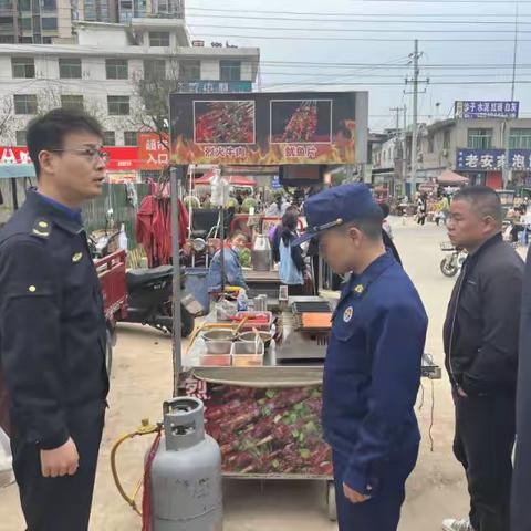 高陵区城镇燃气专班组织开展燃气安全专项整治联合行动