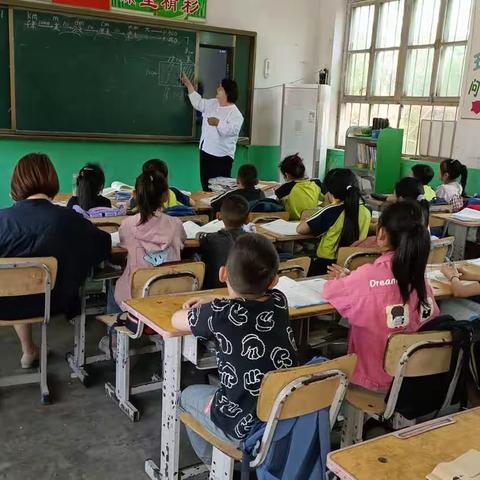 关爱学生幸福成长——临漳镇中心校西前小学开展教研活动