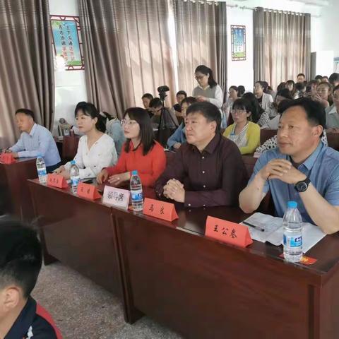 以文促写读写共生，读写结合师生共进 —“国培计划”（2022）南召县送教下乡优秀成果暨名师工作室送教活动