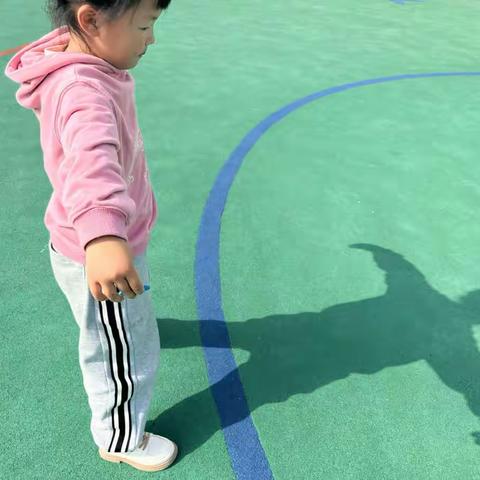 小一班生成活动：我的影子朋友