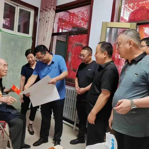 武安镇——“八一”送温暖 情暖“老兵”心