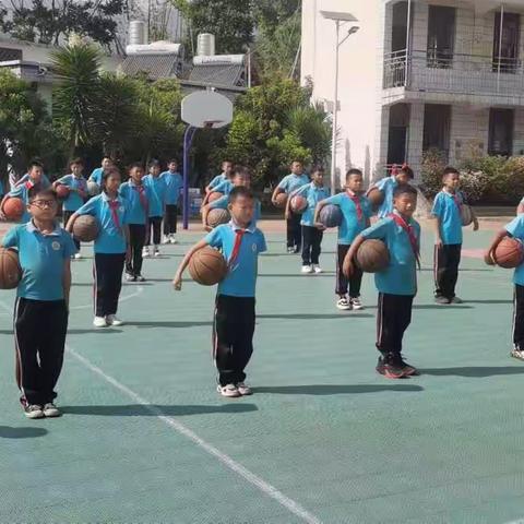 缤纷社团添活力  幸福童年绽光彩——凤岭小学社团活动