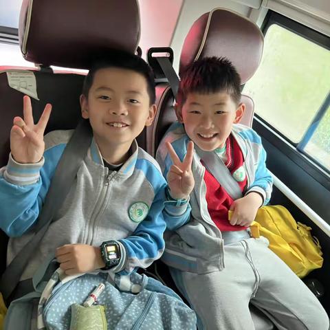 九龙坡区杨家坪小学二年级3班“探寻深海奥秘·走进神奇自然”研学实践记