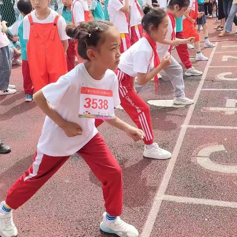 春日、赛场、少年的你们——旬阳市城关小学三（5）班运动会小记