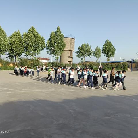 南贾小学校一日常规