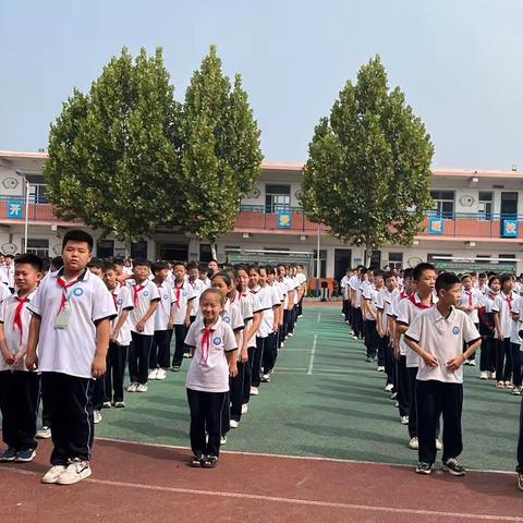 预防踩踏，安全“童”行——冀南新区木鼻小学防踩踏应急疏散演练