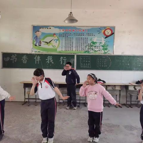 安丰乡昌泰希望小学指舞飞扬社团活动