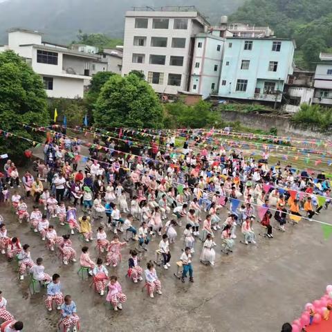 学习二十大，争做好队员——记落雁乡肖家坪小学2023年“六一”庆祝活动