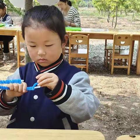 欢乐堡幼儿园“拥抱自然   畅享欢乐”亲子游园之扭扭派对篇