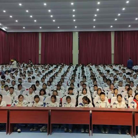 2022-2023学年第二学期七年级期中测试表彰大会（副本）