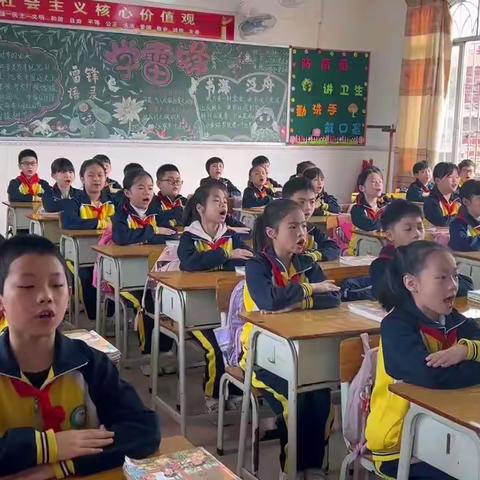 课堂口令助力教学，良好习惯伴我成长——罗城柑园小学课堂常规班级口令评比