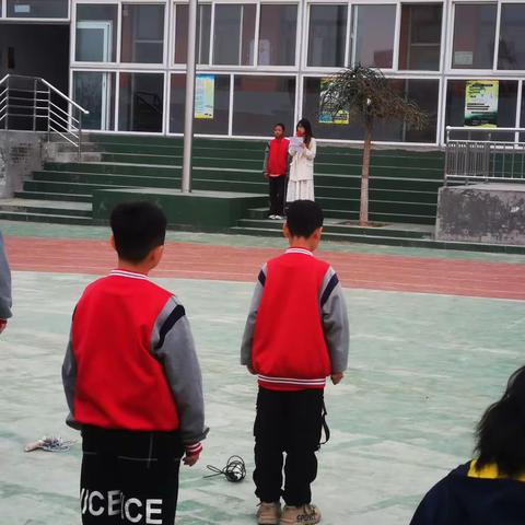 什贴小学读书活动启动