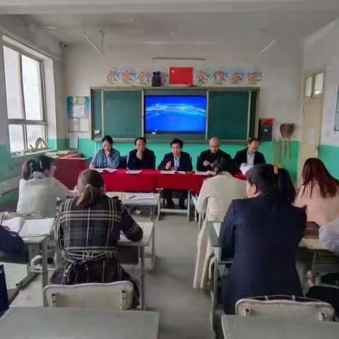 抓学习 促提升  抓课堂 提质量