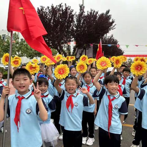 “阳光下成长，快乐中飞翔”——莒县城阳街道第二中学2020级5班庆六一文艺活动