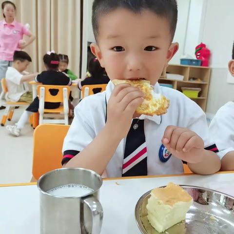 确山博世幼儿园小B班一周回顾