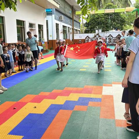 【太阳二班】实验幼儿园铭扬分园第十七周生活记录