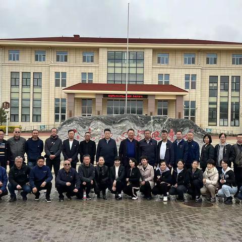 银北服务中心党委开展“铭记警示教育 传承廉政清风”廉政警示主题教育活动