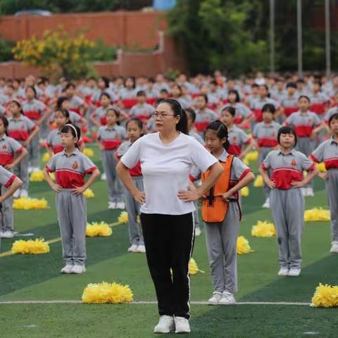 东莞市礼仁外国语学校304班家长开放日美篇