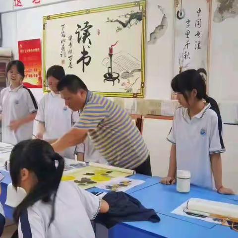 献礼二十大，校园扬风采——琼山第二中学美术展