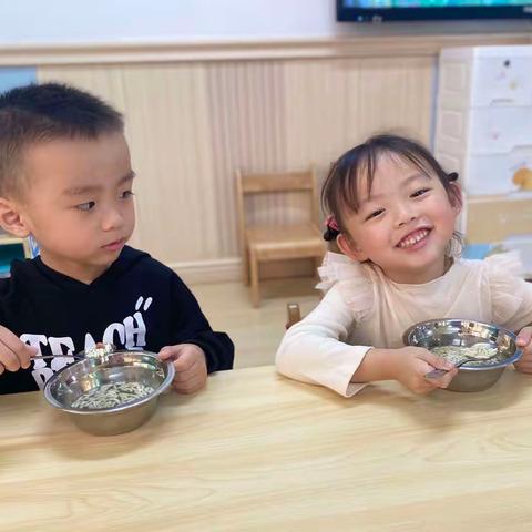 汕尾市捷胜镇光明幼儿园小一班食育课——汕尾特色咸茶🍵