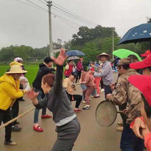 深田村庆祝“三八国际妇女节”丰富妇女文化体育生活。