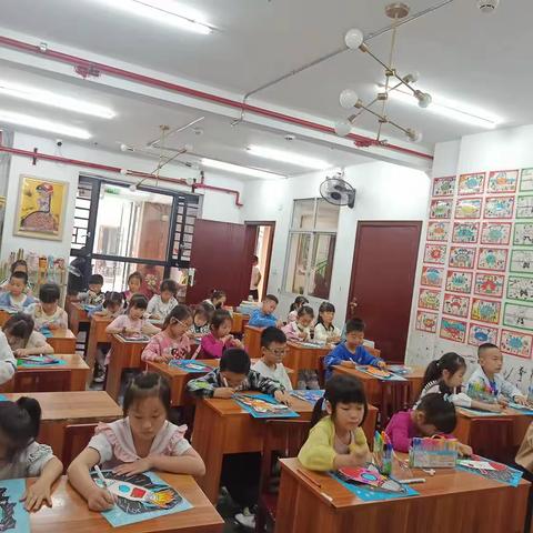 红宇美术上午造型班创意美术课