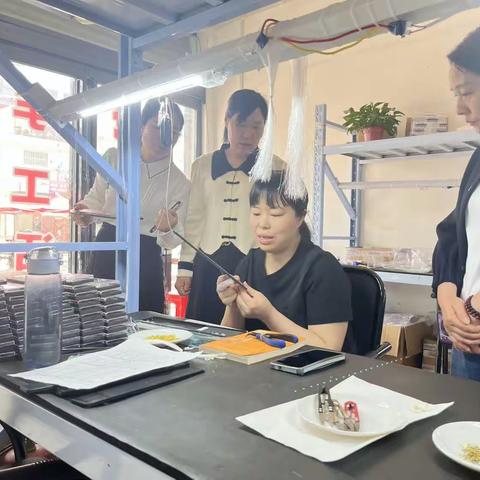宝丰县妇联调研指导肖旗乡妇联工作