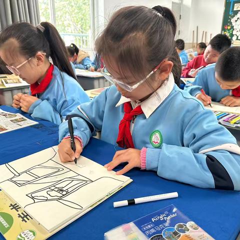 四年级级部活动 我眼中的世界：一窗一景一心光