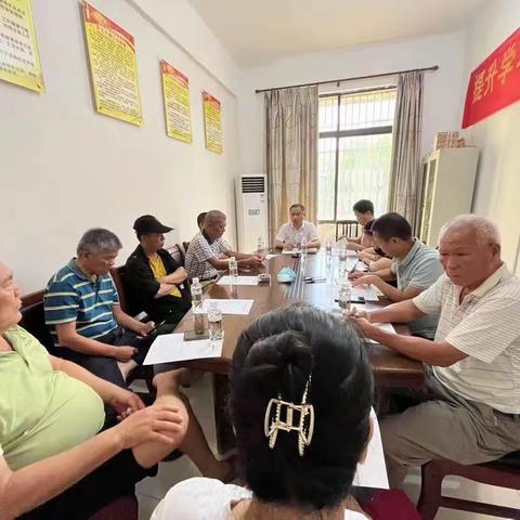 临高县农贸市场服务中心党支部成功举办换届选举大会