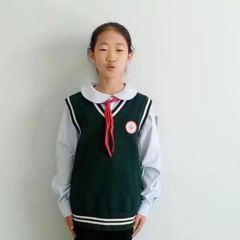 “世界读书日，一起来读诗”实验小学四三班读书活动