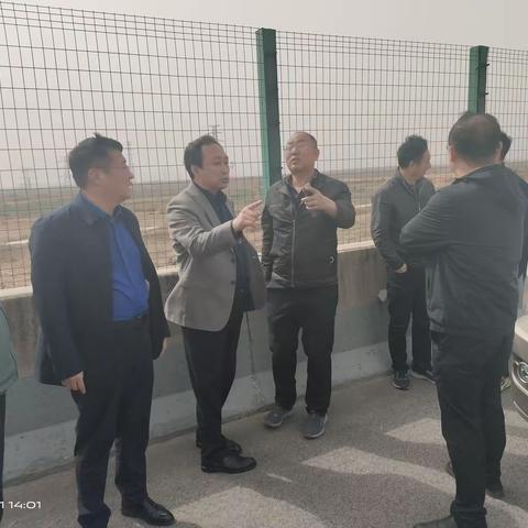 省交通厅南水北调跨渠桥梁督导组对南水北调大桥督导检查