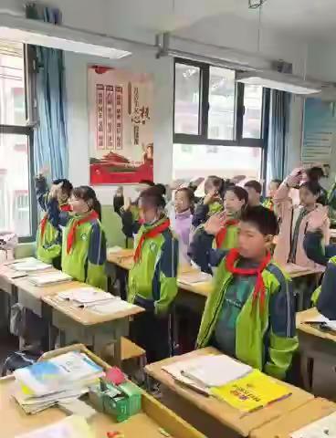 桃李不言结硕果   春暖花开绽满园——米家关小学阶段性测试表彰大会