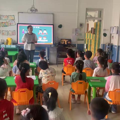 小学老师进课堂，助力衔接共成长