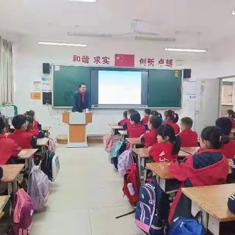 【锦绣·家校合育】潍坊经济区锦绣学校二年级八班家长进课堂—《建筑知识讲座》