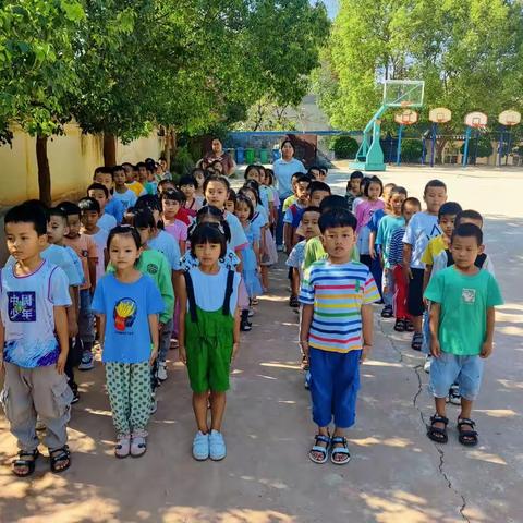 思茅港镇那澜幼儿园幼小衔接 我们在行动——小学生活初体验