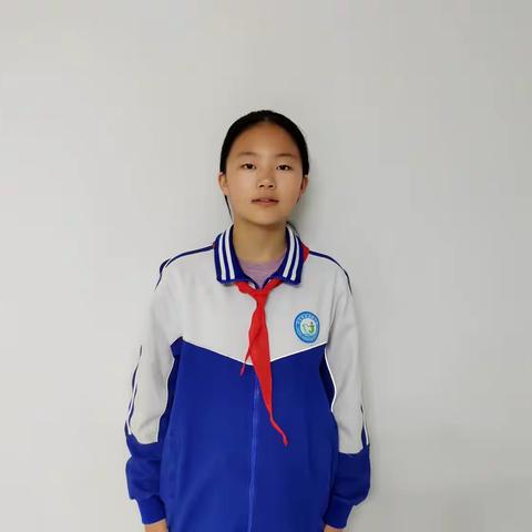 五一班班叶锦芮五好学生事迹